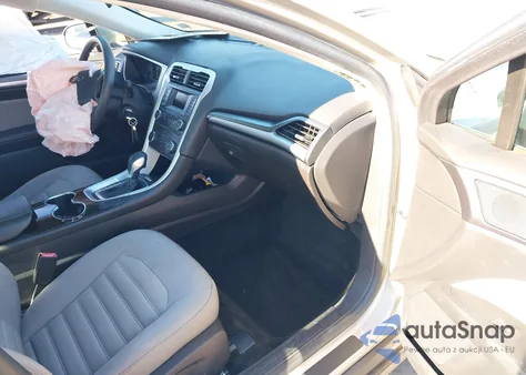 2015 Ford Fusion S z USA, uszkodzony, nr VIN 3FA6P0G73FR289446